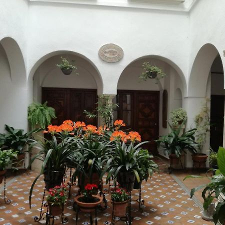 Apartamentos Torre De La Mezquita Cordoba Luaran gambar