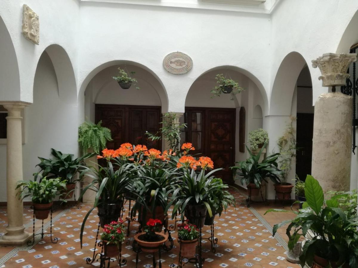 Apartamentos Torre De La Mezquita Cordoba Luaran gambar